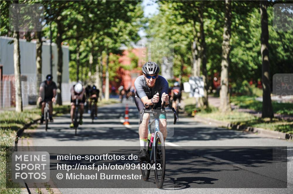 09.08.2026 - GEWOBA Citytriathlon Bremen Michael Burmester http://msf.ph/oto/9948043 09.08.2026 12:29:05 Radfahren 112, 540, 556, 563, 688, 692, 723, 764, 771, 843, 878, 1007, 1141 meine-sportfotos.de