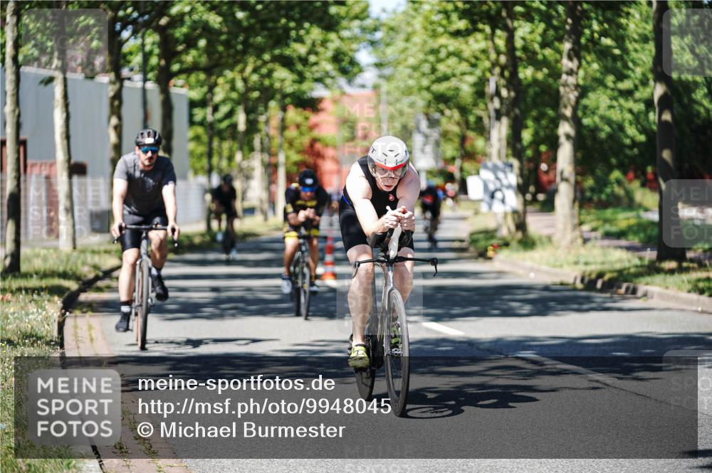 09.08.2026 - GEWOBA Citytriathlon Bremen Michael Burmester http://msf.ph/oto/9948045 09.08.2026 12:29:07 Radfahren 112, 540, 563, 632, 688, 692, 723, 771, 878, 1007, 1141 meine-sportfotos.de