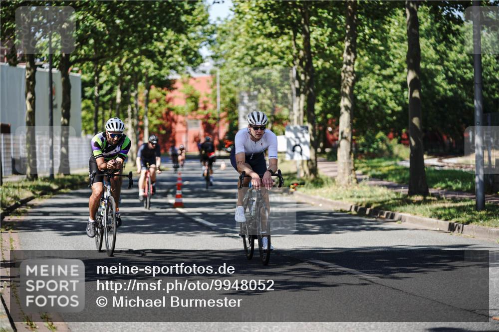 09.08.2026 - GEWOBA Citytriathlon Bremen Michael Burmester http://msf.ph/oto/9948052 09.08.2026 12:29:13 Radfahren 112, 540, 551, 563, 632, 688, 692, 723, 771, 791, 835, 1007, 1141 meine-sportfotos.de