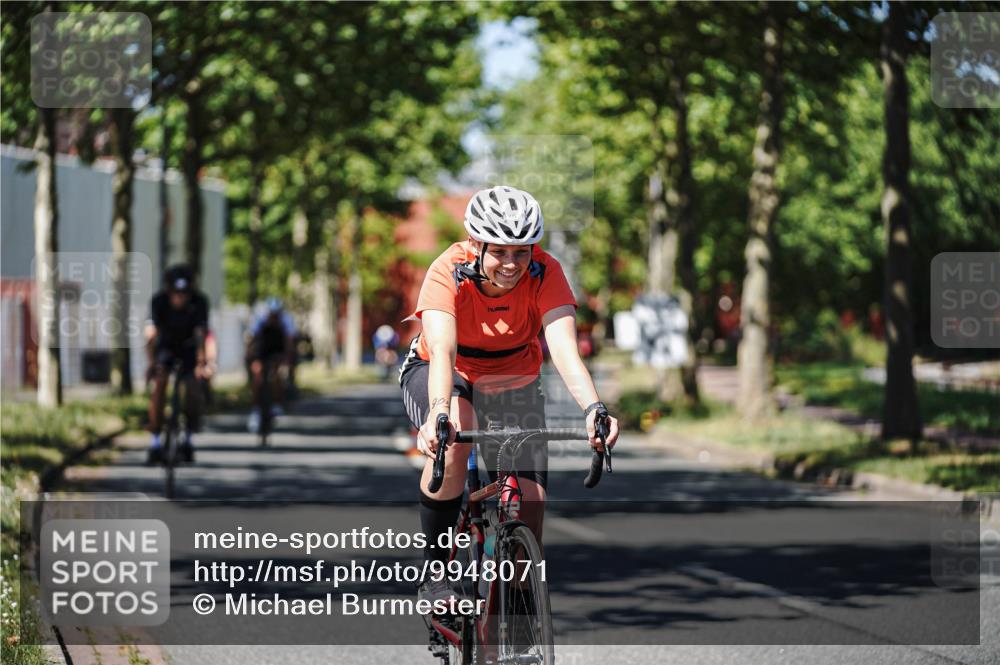09.08.2026 - GEWOBA Citytriathlon Bremen Michael Burmester http://msf.ph/oto/9948071 09.08.2026 12:29:33 Radfahren 575, 642, 697, 724, 811, 825, 905, 999 meine-sportfotos.de