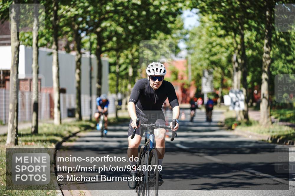 09.08.2026 - GEWOBA Citytriathlon Bremen Michael Burmester http://msf.ph/oto/9948079 09.08.2026 12:29:38 Radfahren 575, 642, 697, 724, 825, 905, 999, 1011 meine-sportfotos.de