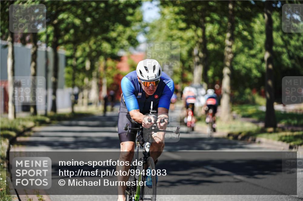 09.08.2026 - GEWOBA Citytriathlon Bremen Michael Burmester http://msf.ph/oto/9948083 09.08.2026 12:29:41 Radfahren 575, 618, 641, 642, 697, 825, 905, 999, 1011 meine-sportfotos.de