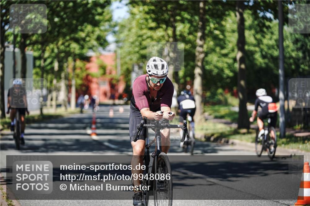 09.08.2026 - GEWOBA Citytriathlon Bremen Michael Burmester http://msf.ph/oto/9948086 09.08.2026 12:29:48 Radfahren 616, 618, 641, 642, 697, 825, 964, 1011 meine-sportfotos.de