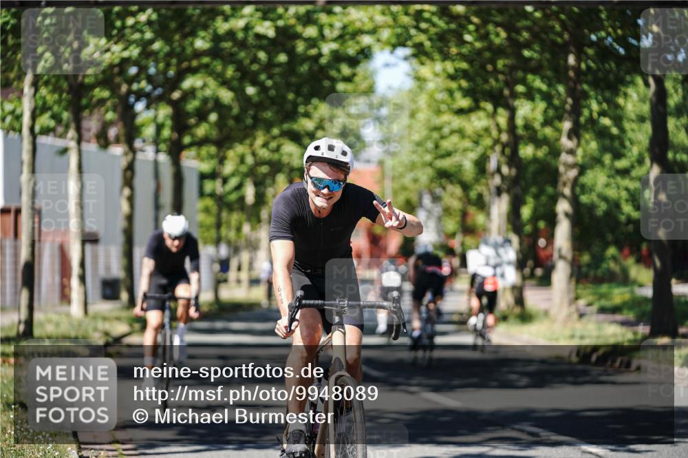 09.08.2026 - GEWOBA Citytriathlon Bremen Michael Burmester http://msf.ph/oto/9948089 09.08.2026 12:29:50 Radfahren 616, 618, 641, 642, 963, 964, 1011 meine-sportfotos.de