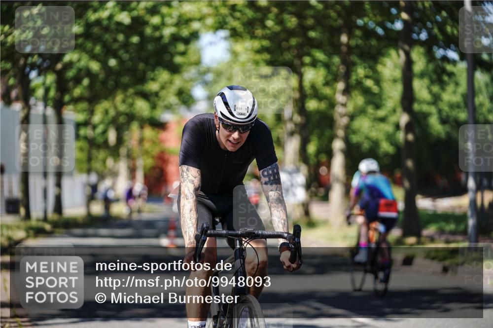 09.08.2026 - GEWOBA Citytriathlon Bremen Michael Burmester http://msf.ph/oto/9948093 09.08.2026 12:29:51 Radfahren 616, 618, 641, 642, 963, 964, 1011 meine-sportfotos.de