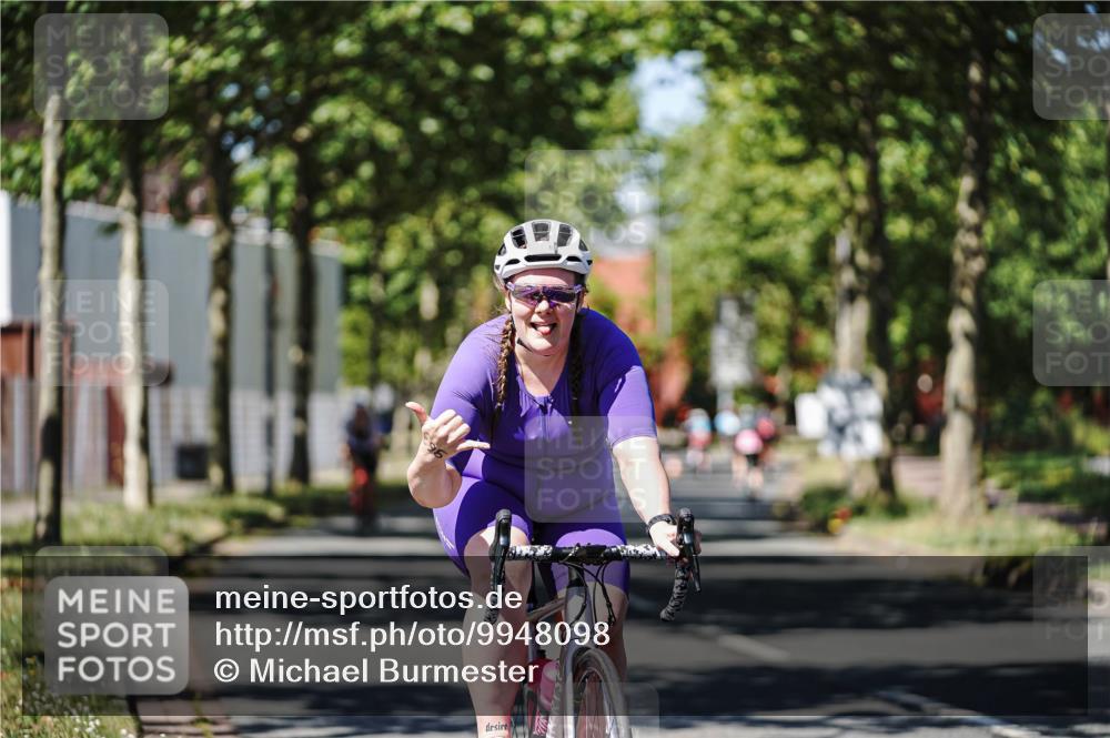 09.08.2026 - GEWOBA Citytriathlon Bremen Michael Burmester http://msf.ph/oto/9948098 09.08.2026 12:29:59 Radfahren 593, 616, 618, 641, 963, 964, 967, 1128 meine-sportfotos.de