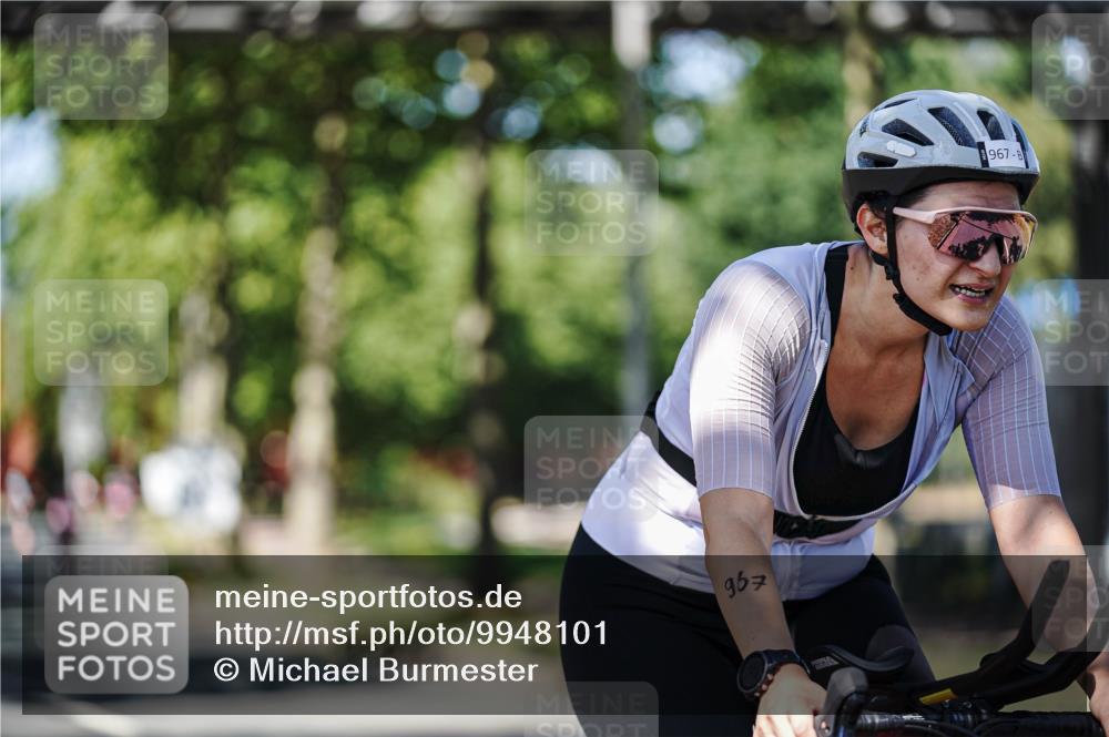 09.08.2026 - GEWOBA Citytriathlon Bremen Michael Burmester http://msf.ph/oto/9948101 09.08.2026 12:30:03 Radfahren 593, 616, 963, 964, 967, 1004, 1128 meine-sportfotos.de