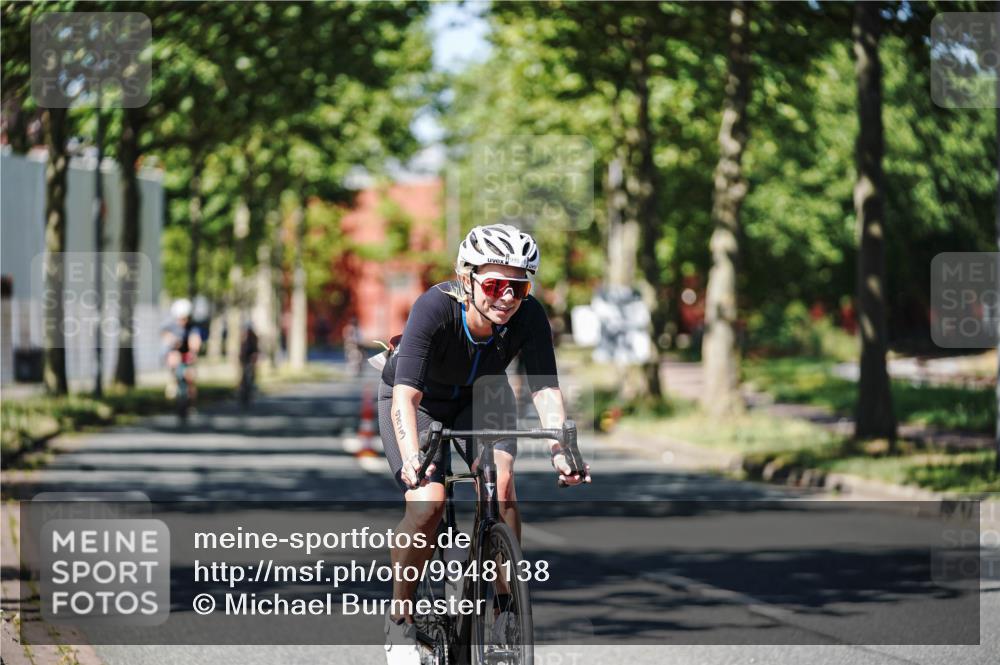 09.08.2026 - GEWOBA Citytriathlon Bremen Michael Burmester http://msf.ph/oto/9948138 09.08.2026 12:30:41 Radfahren 544, 794, 946, 959, 993, 1019, 1116, 1117, 1149 meine-sportfotos.de