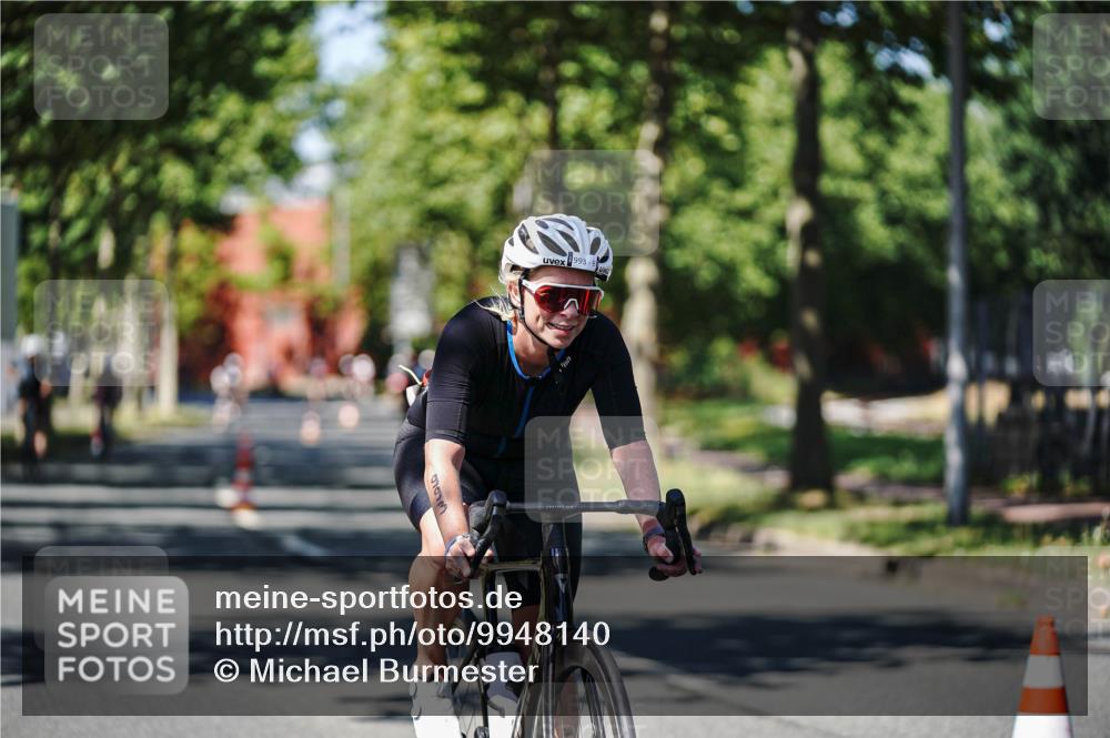 09.08.2026 - GEWOBA Citytriathlon Bremen Michael Burmester http://msf.ph/oto/9948140 09.08.2026 12:30:41 Radfahren 544, 794, 946, 959, 993, 1019, 1116, 1117, 1149 meine-sportfotos.de