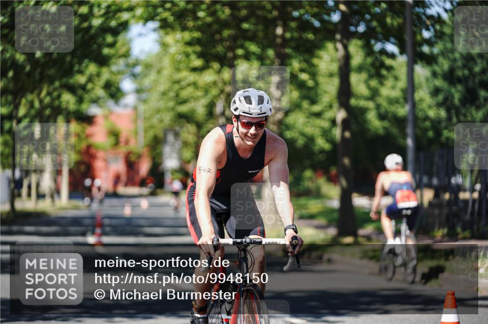 09.08.2026 - GEWOBA Citytriathlon Bremen Michael Burmester http://msf.ph/oto/9948150 09.08.2026 12:30:51 Radfahren 547, 662, 946, 1019 meine-sportfotos.de
