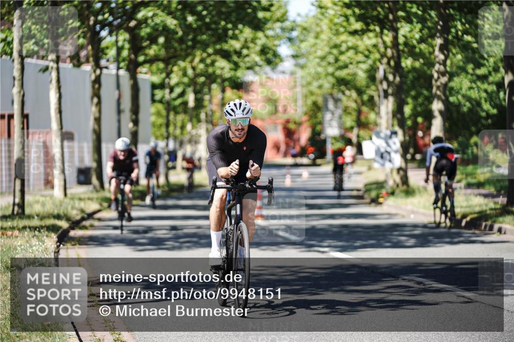 09.08.2026 - GEWOBA Citytriathlon Bremen Michael Burmester http://msf.ph/oto/9948151 09.08.2026 12:30:59 Radfahren 547, 662, 721, 824, 882, 947 meine-sportfotos.de