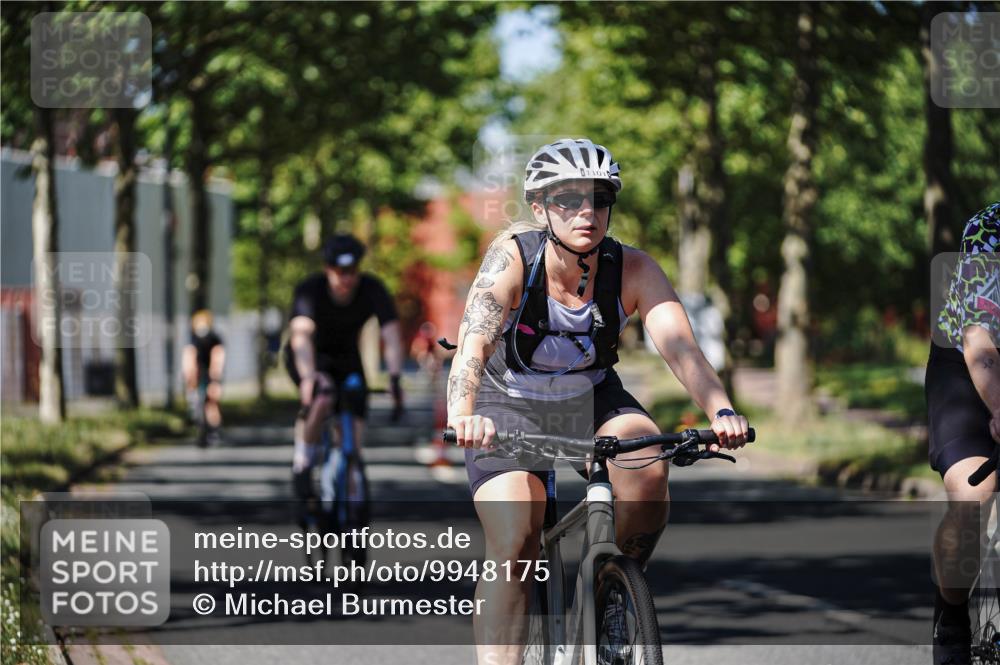 09.08.2026 - GEWOBA Citytriathlon Bremen Michael Burmester http://msf.ph/oto/9948175 09.08.2026 12:31:14 Radfahren 580, 589, 592, 645, 646, 685, 686, 710, 721, 775, 793, 852, 909, 947, 1101, 1150 meine-sportfotos.de