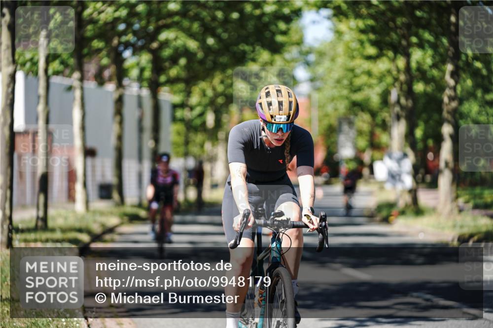 09.08.2026 - GEWOBA Citytriathlon Bremen Michael Burmester http://msf.ph/oto/9948179 09.08.2026 12:31:18 Radfahren 580, 589, 592, 645, 646, 685, 686, 710, 775, 793, 852, 909, 1101, 1150 meine-sportfotos.de