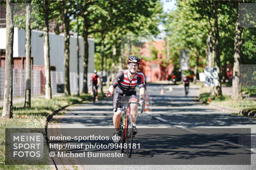 09.08.2026 - GEWOBA Citytriathlon Bremen Michael Burmester http://msf.ph/oto/9948181 09.08.2026 12:31:19 Radfahren 580, 589, 592, 645, 646, 685, 686, 710, 775, 793, 852, 909, 1101, 1150 meine-sportfotos.de