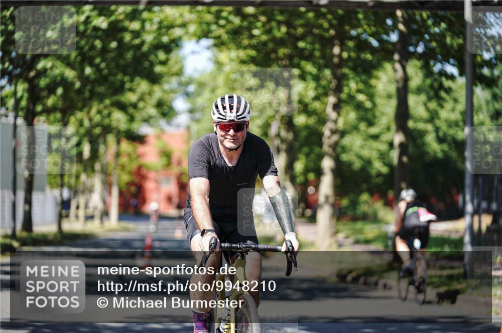 09.08.2026 - GEWOBA Citytriathlon Bremen Michael Burmester http://msf.ph/oto/9948210 09.08.2026 12:31:55 Radfahren 735, 799, 883 meine-sportfotos.de