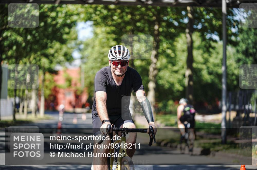 09.08.2026 - GEWOBA Citytriathlon Bremen Michael Burmester http://msf.ph/oto/9948211 09.08.2026 12:31:55 Radfahren 735, 799, 883 meine-sportfotos.de