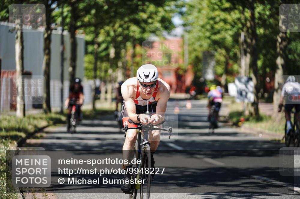 09.08.2026 - GEWOBA Citytriathlon Bremen Michael Burmester http://msf.ph/oto/9948227 09.08.2026 12:32:16 Radfahren 579, 650, 765, 867, 884, 920, 924, 955, 990, 1006 meine-sportfotos.de
