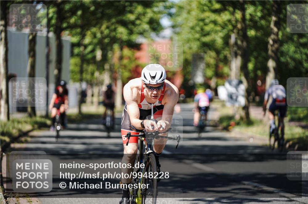 09.08.2026 - GEWOBA Citytriathlon Bremen Michael Burmester http://msf.ph/oto/9948228 09.08.2026 12:32:16 Radfahren 579, 650, 765, 867, 884, 920, 924, 955, 990, 1006 meine-sportfotos.de
