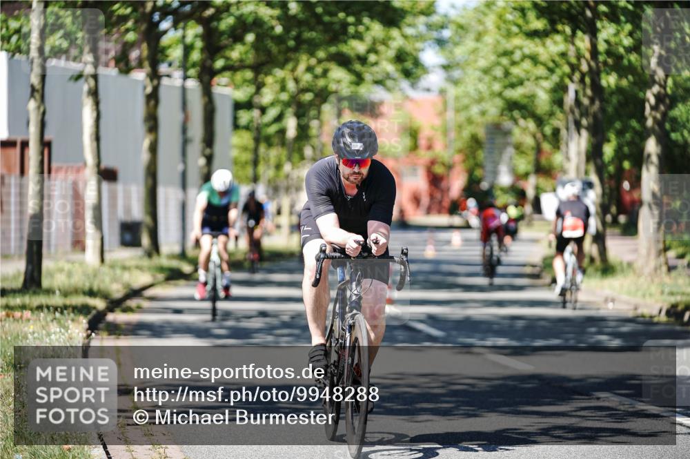 09.08.2026 - GEWOBA Citytriathlon Bremen Michael Burmester http://msf.ph/oto/9948288 09.08.2026 12:33:35 Radfahren 583, 615, 648, 679, 717, 769, 784, 880, 1006, 1133 meine-sportfotos.de