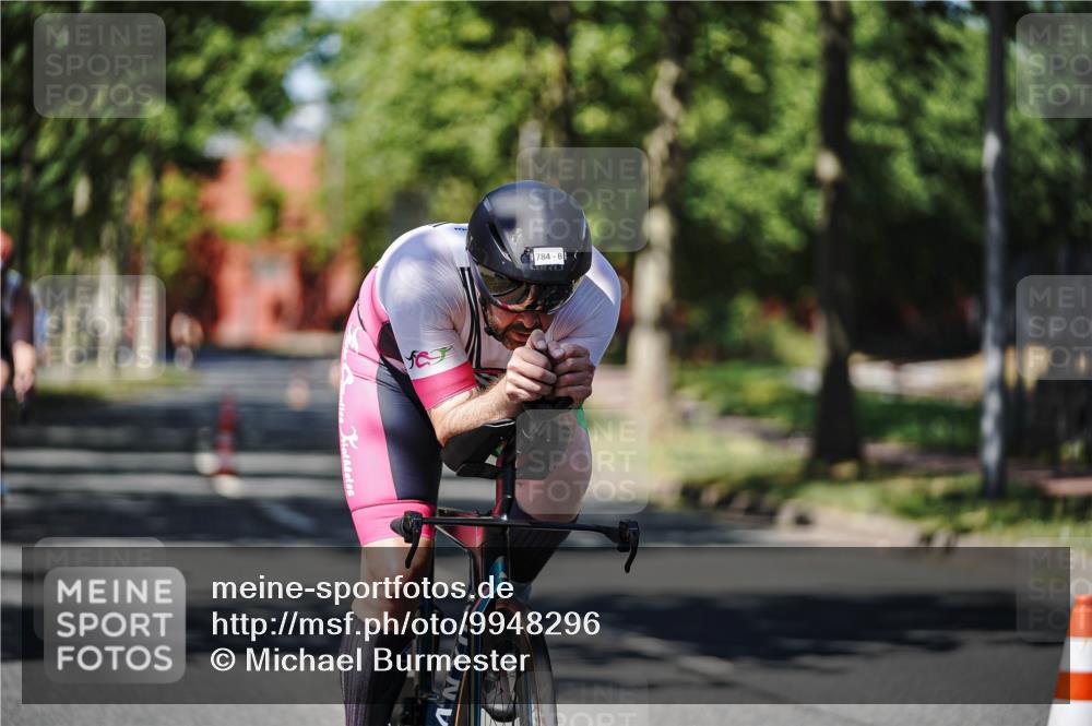 09.08.2026 - GEWOBA Citytriathlon Bremen Michael Burmester http://msf.ph/oto/9948296 09.08.2026 12:33:41 Radfahren 583, 615, 648, 679, 717, 750, 784, 880, 1006, 1133 meine-sportfotos.de