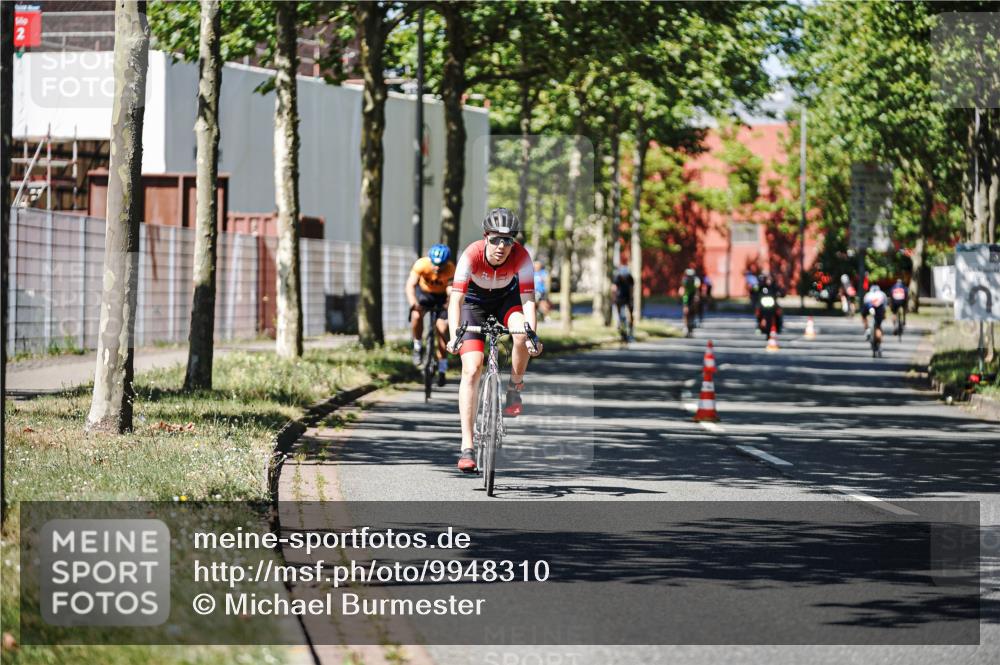 09.08.2026 - GEWOBA Citytriathlon Bremen Michael Burmester http://msf.ph/oto/9948310 09.08.2026 12:34:00 Radfahren 545, 655, 877, 914, 932, 1158 meine-sportfotos.de