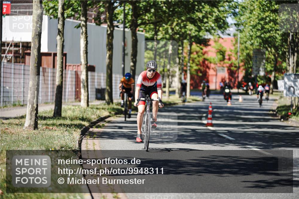 09.08.2026 - GEWOBA Citytriathlon Bremen Michael Burmester http://msf.ph/oto/9948311 09.08.2026 12:34:00 Radfahren 545, 655, 877, 914, 932, 1158 meine-sportfotos.de