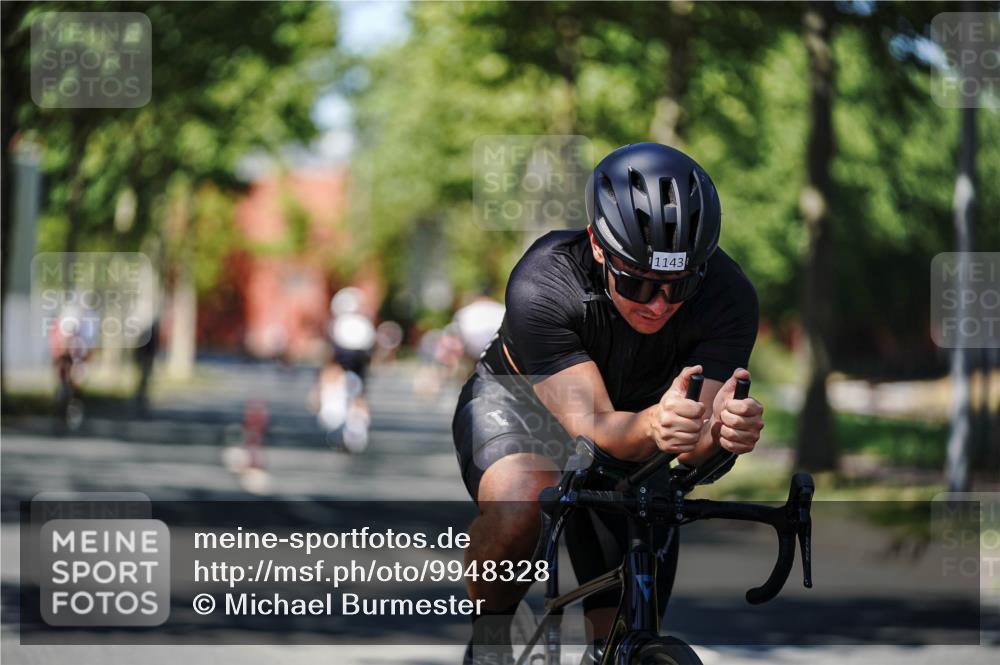 09.08.2026 - GEWOBA Citytriathlon Bremen Michael Burmester http://msf.ph/oto/9948328 09.08.2026 12:34:12 Radfahren 545, 611, 655, 877, 914, 1013, 1015, 1143 meine-sportfotos.de