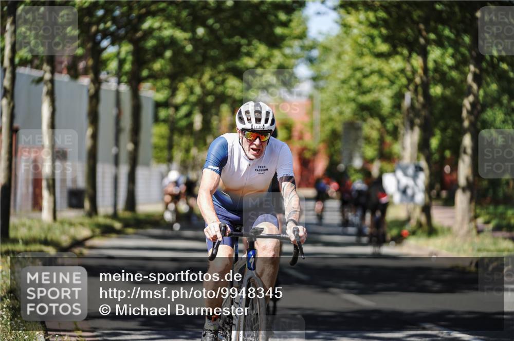 09.08.2026 - GEWOBA Citytriathlon Bremen Michael Burmester http://msf.ph/oto/9948345 09.08.2026 12:34:27 Radfahren 569, 611, 716, 733, 808, 1013, 1130, 1160 meine-sportfotos.de
