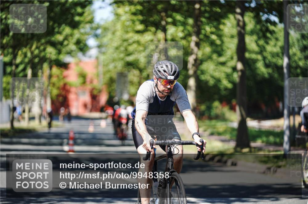 09.08.2026 - GEWOBA Citytriathlon Bremen Michael Burmester http://msf.ph/oto/9948358 09.08.2026 12:34:34 Radfahren 569, 628, 716, 726, 733, 808, 1130, 1160 meine-sportfotos.de
