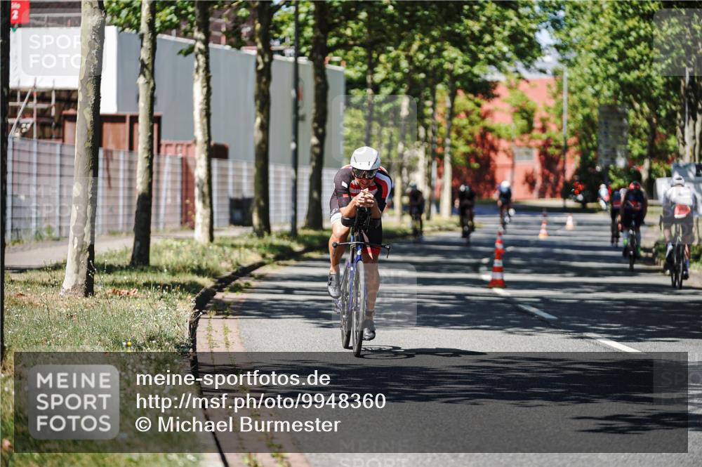 09.08.2026 - GEWOBA Citytriathlon Bremen Michael Burmester http://msf.ph/oto/9948360 09.08.2026 12:34:40 Radfahren 628, 716, 726, 757, 808, 855, 939, 1130 meine-sportfotos.de