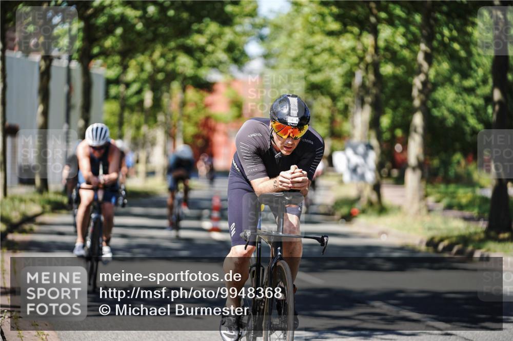 09.08.2026 - GEWOBA Citytriathlon Bremen Michael Burmester http://msf.ph/oto/9948368 09.08.2026 12:34:45 Radfahren 557, 628, 726, 757, 855, 939, 1145 meine-sportfotos.de