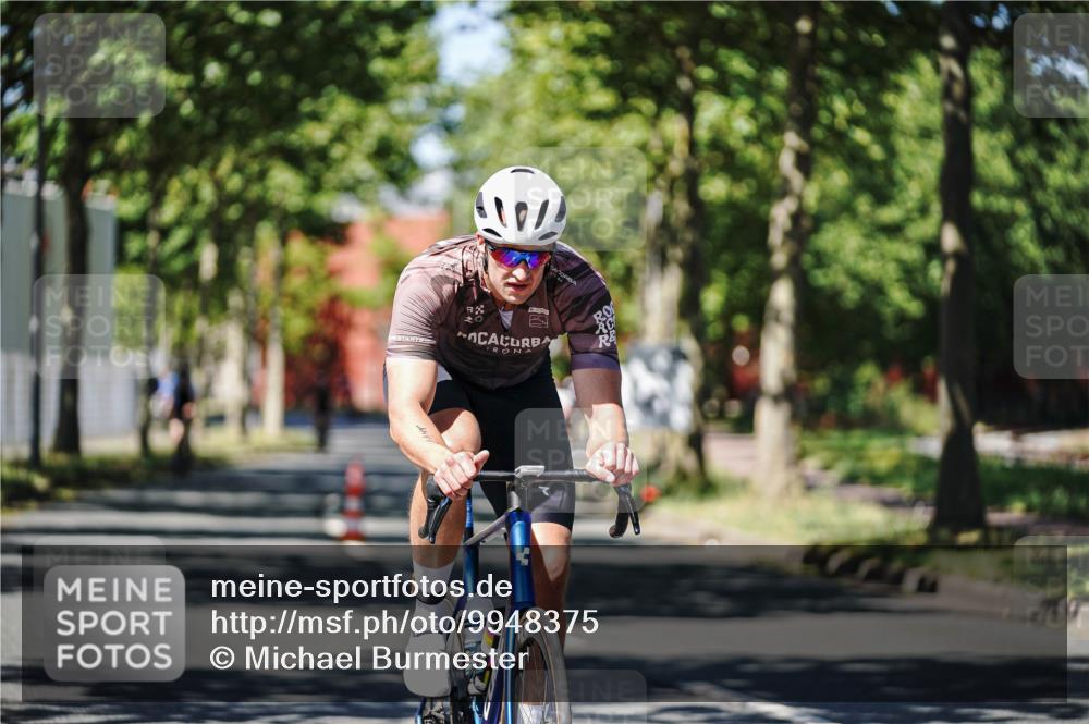 09.08.2026 - GEWOBA Citytriathlon Bremen Michael Burmester http://msf.ph/oto/9948375 09.08.2026 12:34:49 Radfahren 557, 628, 638, 756, 757, 855, 939, 1145 meine-sportfotos.de