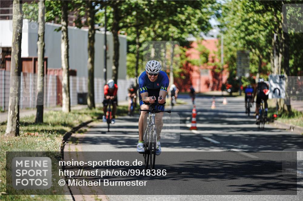 09.08.2026 - GEWOBA Citytriathlon Bremen Michael Burmester http://msf.ph/oto/9948386 09.08.2026 12:35:03 Radfahren 555, 574, 598, 624, 638, 756, 807, 1145 meine-sportfotos.de