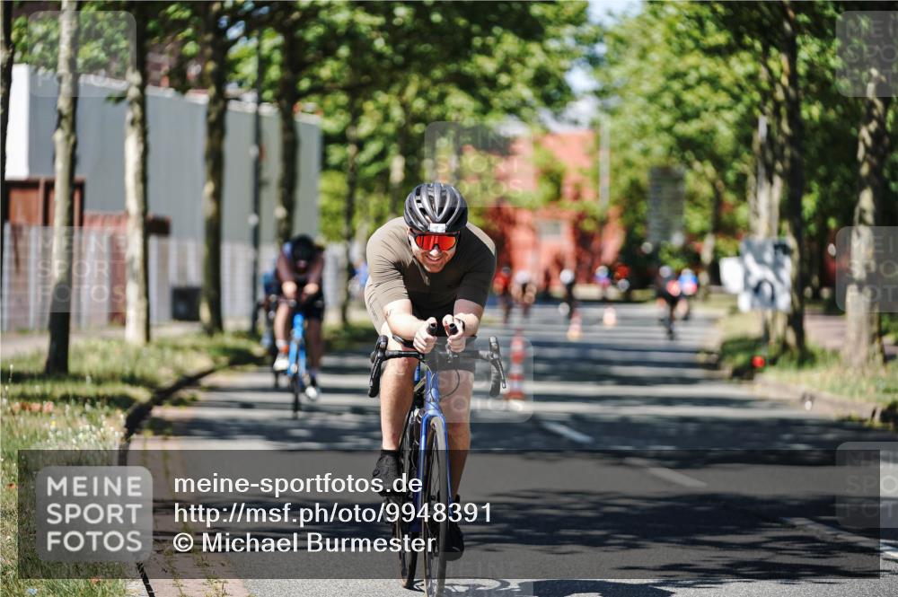 09.08.2026 - GEWOBA Citytriathlon Bremen Michael Burmester http://msf.ph/oto/9948391 09.08.2026 12:35:08 Radfahren 555, 574, 598, 624, 638, 778, 807, 846 meine-sportfotos.de