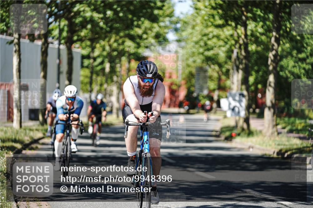 09.08.2026 - GEWOBA Citytriathlon Bremen Michael Burmester http://msf.ph/oto/9948396 09.08.2026 12:35:10 Radfahren 555, 574, 598, 609, 624, 778, 804, 807, 846, 1138 meine-sportfotos.de