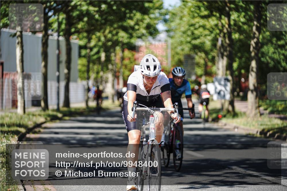 09.08.2026 - GEWOBA Citytriathlon Bremen Michael Burmester http://msf.ph/oto/9948400 09.08.2026 12:35:12 Radfahren 555, 574, 598, 609, 624, 778, 804, 807, 826, 846, 1138 meine-sportfotos.de