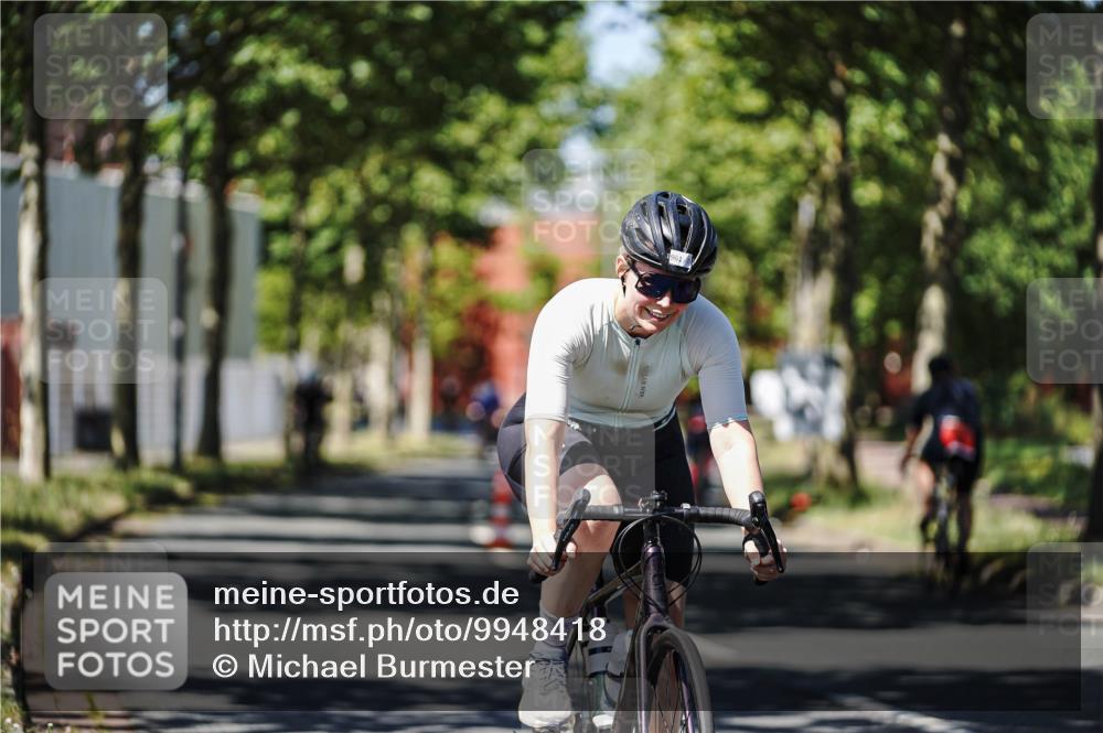 09.08.2026 - GEWOBA Citytriathlon Bremen Michael Burmester http://msf.ph/oto/9948418 09.08.2026 12:35:33 Radfahren 552, 600, 739, 773, 777, 987 meine-sportfotos.de