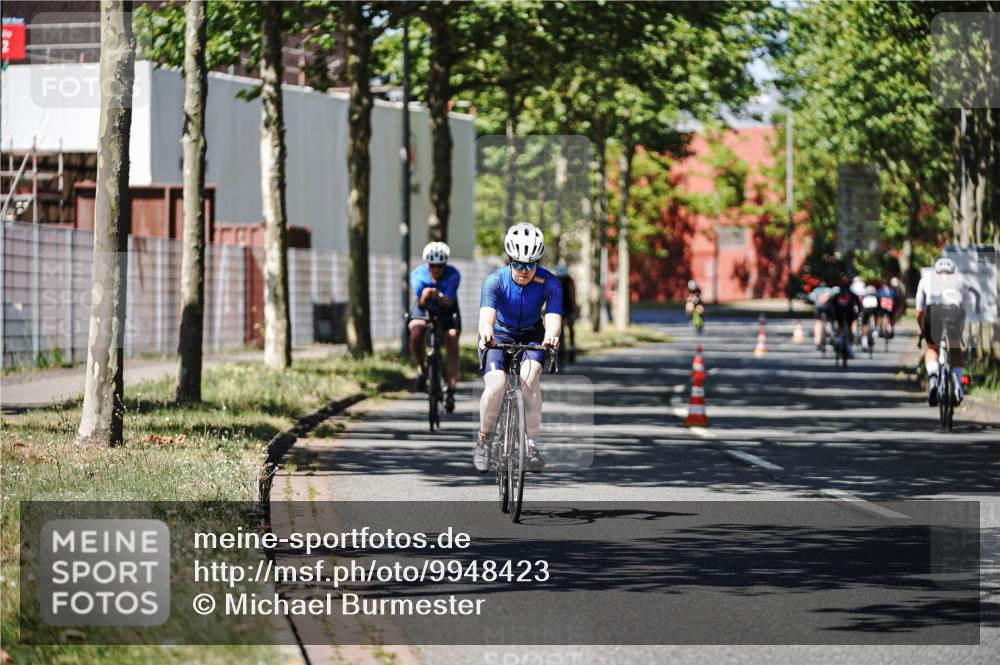09.08.2026 - GEWOBA Citytriathlon Bremen Michael Burmester http://msf.ph/oto/9948423 09.08.2026 12:35:40 Radfahren 552, 758, 814, 895 meine-sportfotos.de