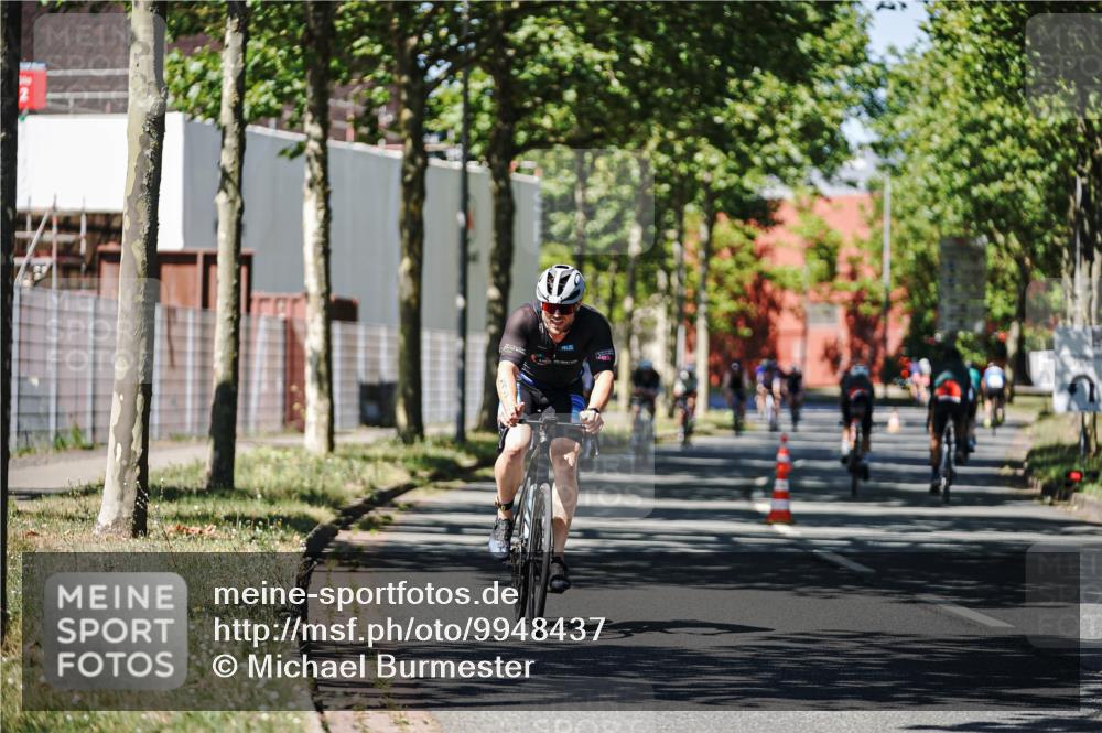 09.08.2026 - GEWOBA Citytriathlon Bremen Michael Burmester http://msf.ph/oto/9948437 09.08.2026 12:35:53 Radfahren 595, 758, 803, 814, 820, 869, 895, 901, 918, 1009, 1155 meine-sportfotos.de