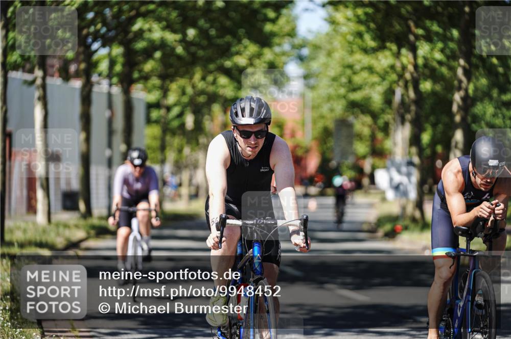 09.08.2026 - GEWOBA Citytriathlon Bremen Michael Burmester http://msf.ph/oto/9948452 09.08.2026 12:36:01 Radfahren 564, 565, 595, 737, 803, 820, 869, 901, 918, 981, 1009, 1155 meine-sportfotos.de