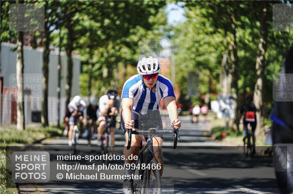 09.08.2026 - GEWOBA Citytriathlon Bremen Michael Burmester http://msf.ph/oto/9948466 09.08.2026 12:36:12 Radfahren 560, 562, 564, 565, 682, 737, 781, 901, 918, 948, 981, 1110, 1119, 1139 meine-sportfotos.de