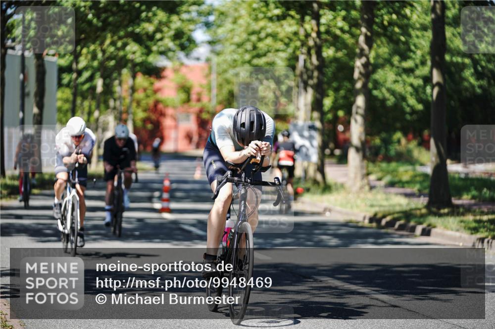 09.08.2026 - GEWOBA Citytriathlon Bremen Michael Burmester http://msf.ph/oto/9948469 09.08.2026 12:36:13 Radfahren 560, 562, 564, 565, 682, 737, 781, 901, 948, 981, 1110, 1119, 1139 meine-sportfotos.de