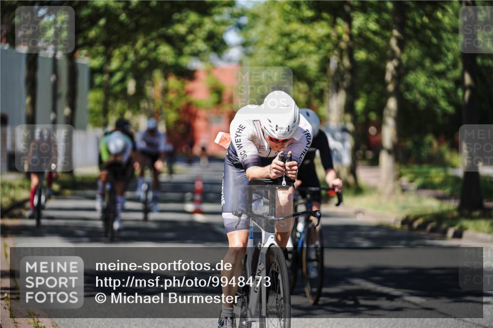 09.08.2026 - GEWOBA Citytriathlon Bremen Michael Burmester http://msf.ph/oto/9948473 09.08.2026 12:36:14 Radfahren 560, 562, 564, 565, 682, 737, 748, 781, 948, 981, 1110, 1119, 1139 meine-sportfotos.de