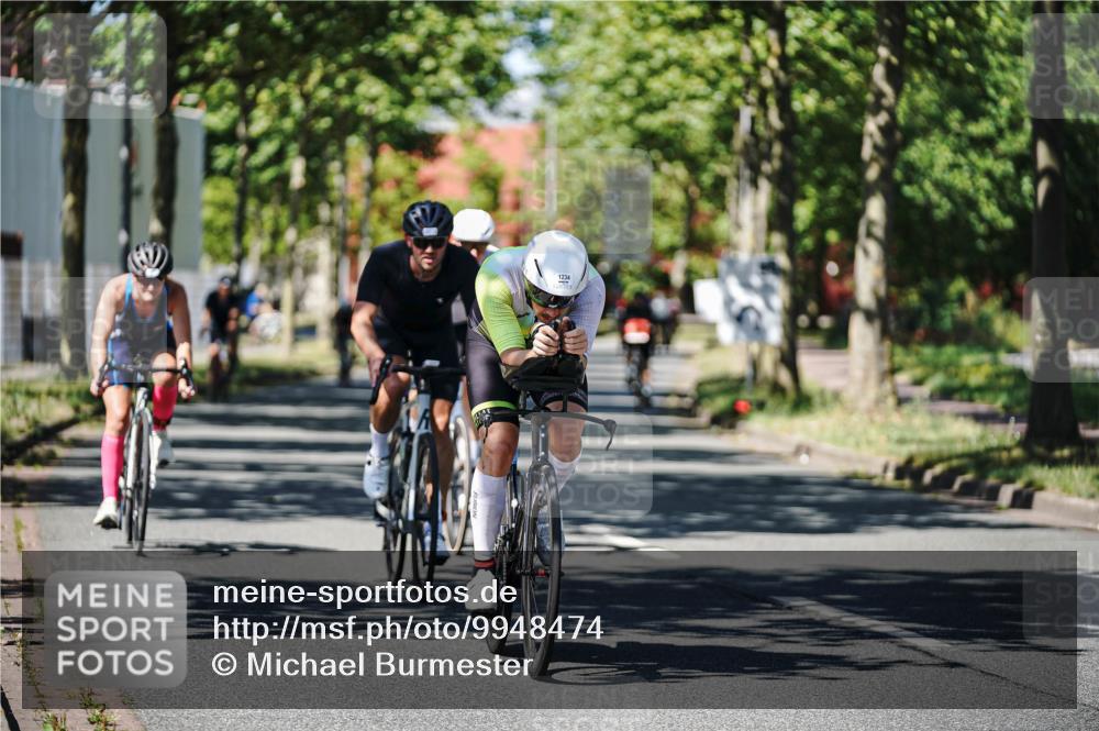 09.08.2026 - GEWOBA Citytriathlon Bremen Michael Burmester http://msf.ph/oto/9948474 09.08.2026 12:36:15 Radfahren 560, 562, 564, 565, 682, 737, 748, 781, 948, 981, 1110, 1119, 1139 meine-sportfotos.de
