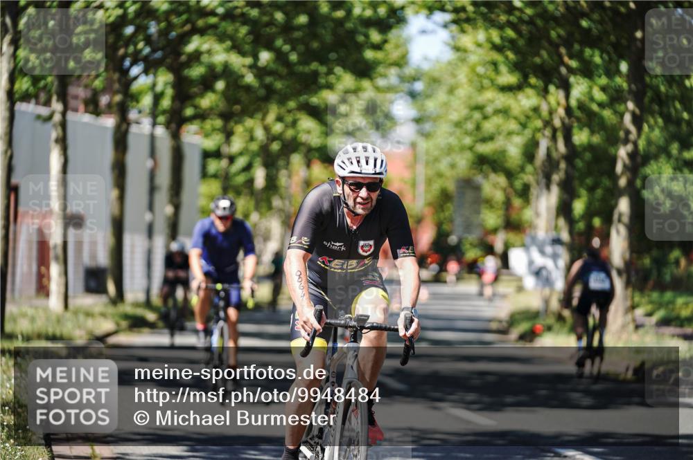 09.08.2026 - GEWOBA Citytriathlon Bremen Michael Burmester http://msf.ph/oto/9948484 09.08.2026 12:36:25 Radfahren 560, 562, 668, 673, 682, 748, 749, 780, 781, 864, 948, 1110, 1118, 1129, 1139, 1146 meine-sportfotos.de
