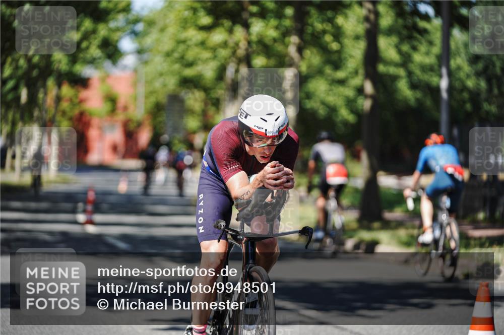 09.08.2026 - GEWOBA Citytriathlon Bremen Michael Burmester http://msf.ph/oto/9948501 09.08.2026 12:36:35 Radfahren 653, 668, 673, 749, 780, 864, 979, 1005, 1118, 1129, 1146 meine-sportfotos.de