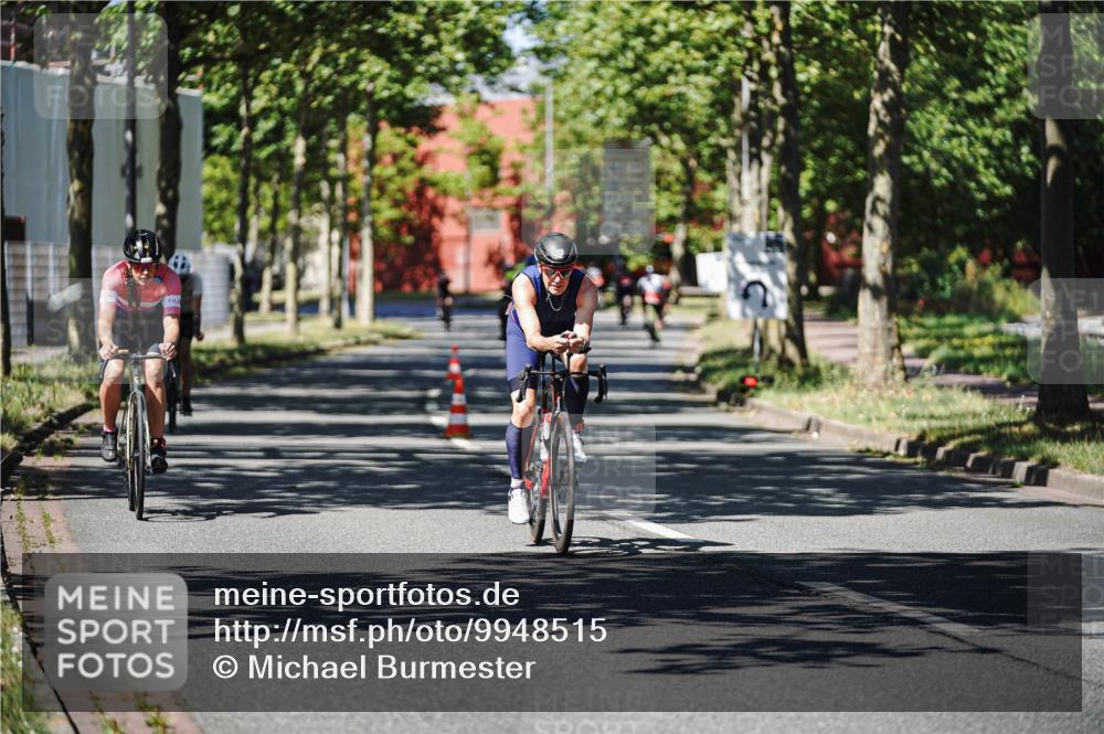09.08.2026 - GEWOBA Citytriathlon Bremen Michael Burmester http://msf.ph/oto/9948515 09.08.2026 12:36:47 Radfahren 653, 699, 861, 970, 1005, 1147 meine-sportfotos.de