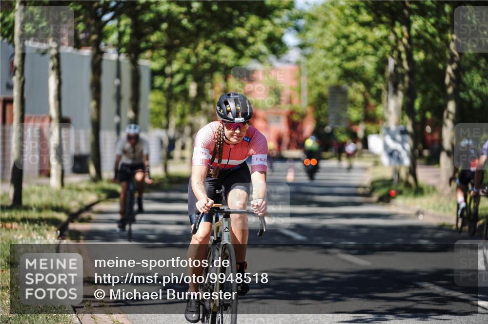 09.08.2026 - GEWOBA Citytriathlon Bremen Michael Burmester http://msf.ph/oto/9948518 09.08.2026 12:36:49 Radfahren 699, 861, 943, 970, 1005, 1147 meine-sportfotos.de