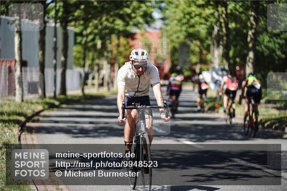 09.08.2026 - GEWOBA Citytriathlon Bremen Michael Burmester http://msf.ph/oto/9948523 09.08.2026 12:36:50 Radfahren 699, 861, 943, 970, 1005, 1147 meine-sportfotos.de