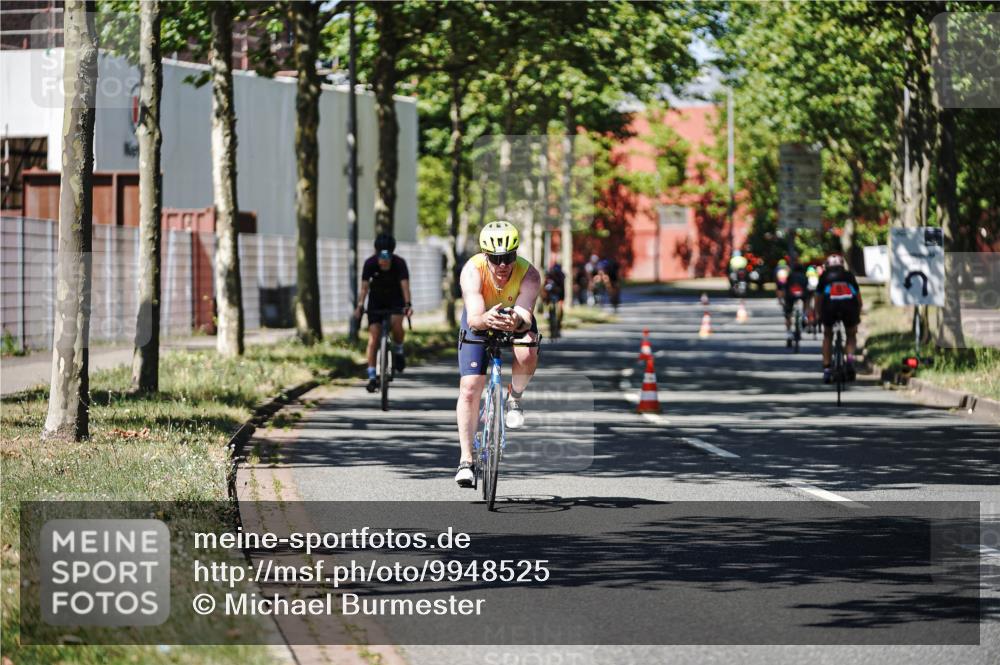 09.08.2026 - GEWOBA Citytriathlon Bremen Michael Burmester http://msf.ph/oto/9948525 09.08.2026 12:36:57 Radfahren 699, 787, 823, 861, 872, 943, 970, 1147 meine-sportfotos.de